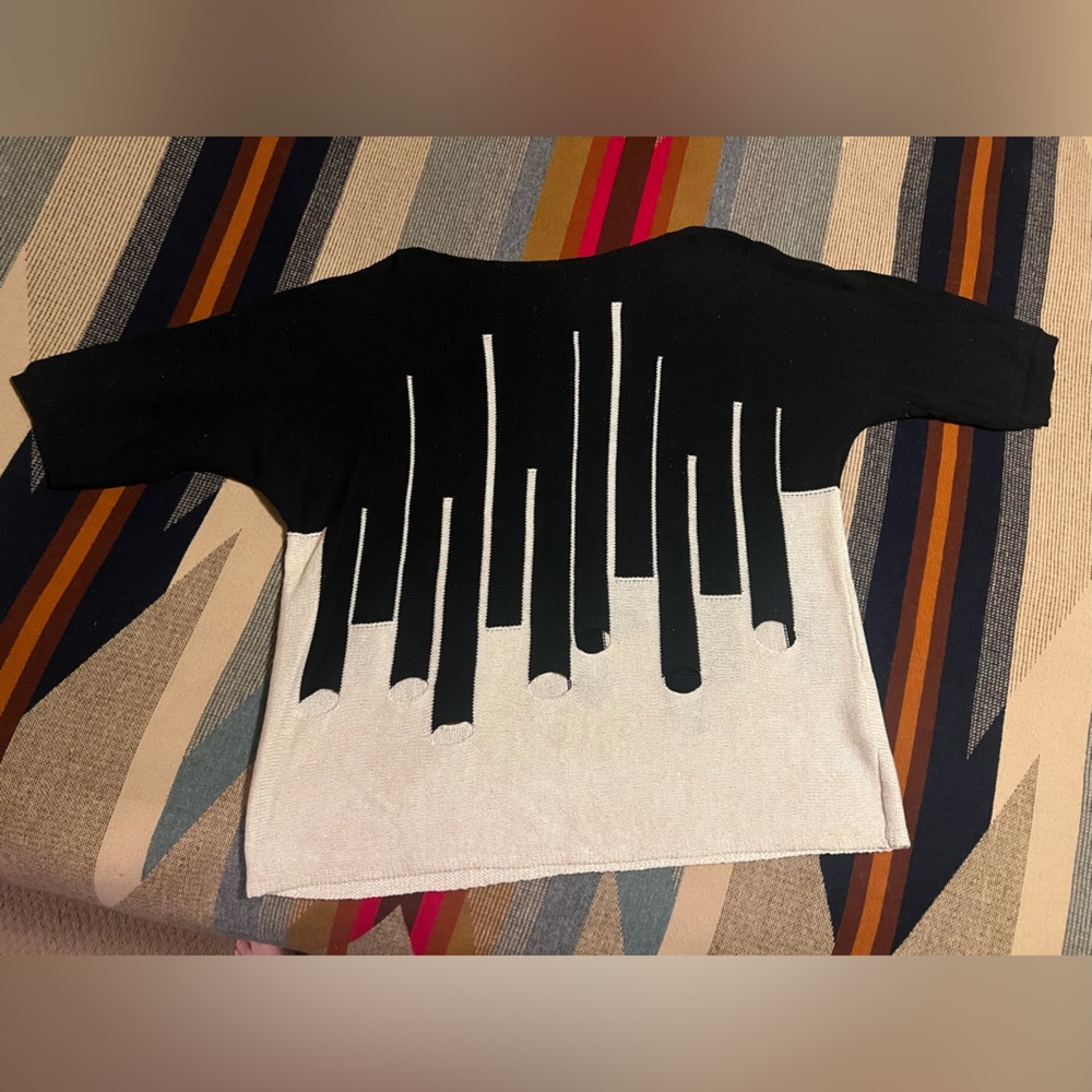 Color Block black and cream sparkly striped sweater. Looks like piano keys. M/L
